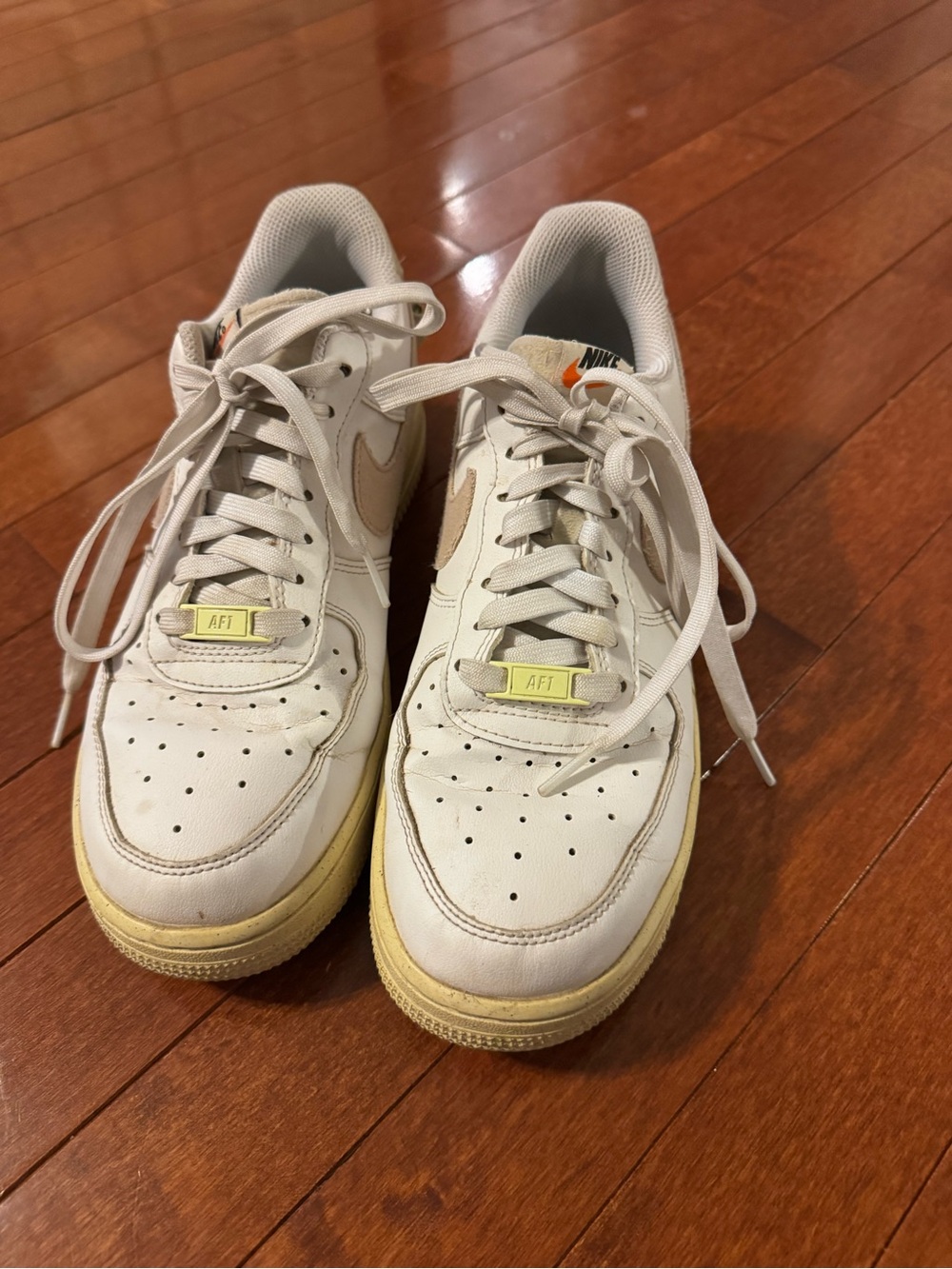 Nike Kids White & Cream Low-Top Sneakers